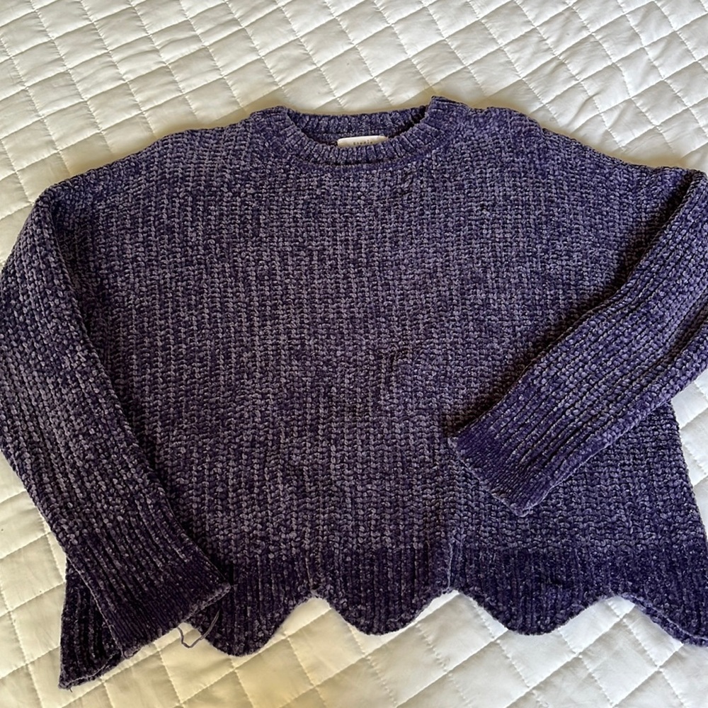 Size Medium. Purple